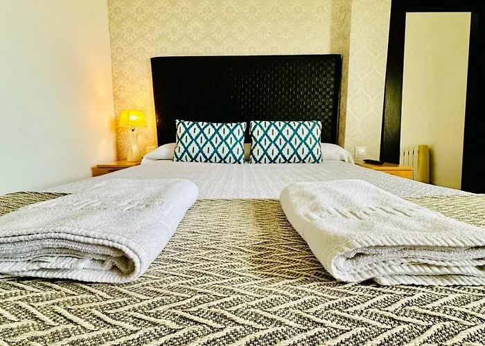 Turistico Pizarro * Mérida